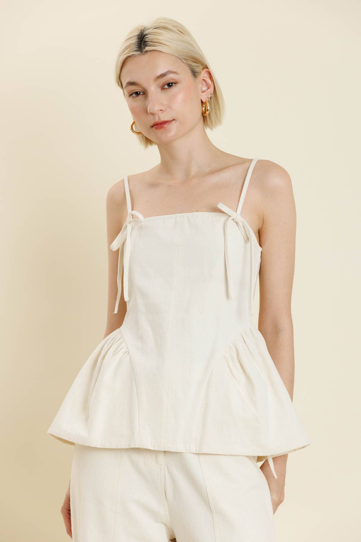 The Eve Bow Trim Top