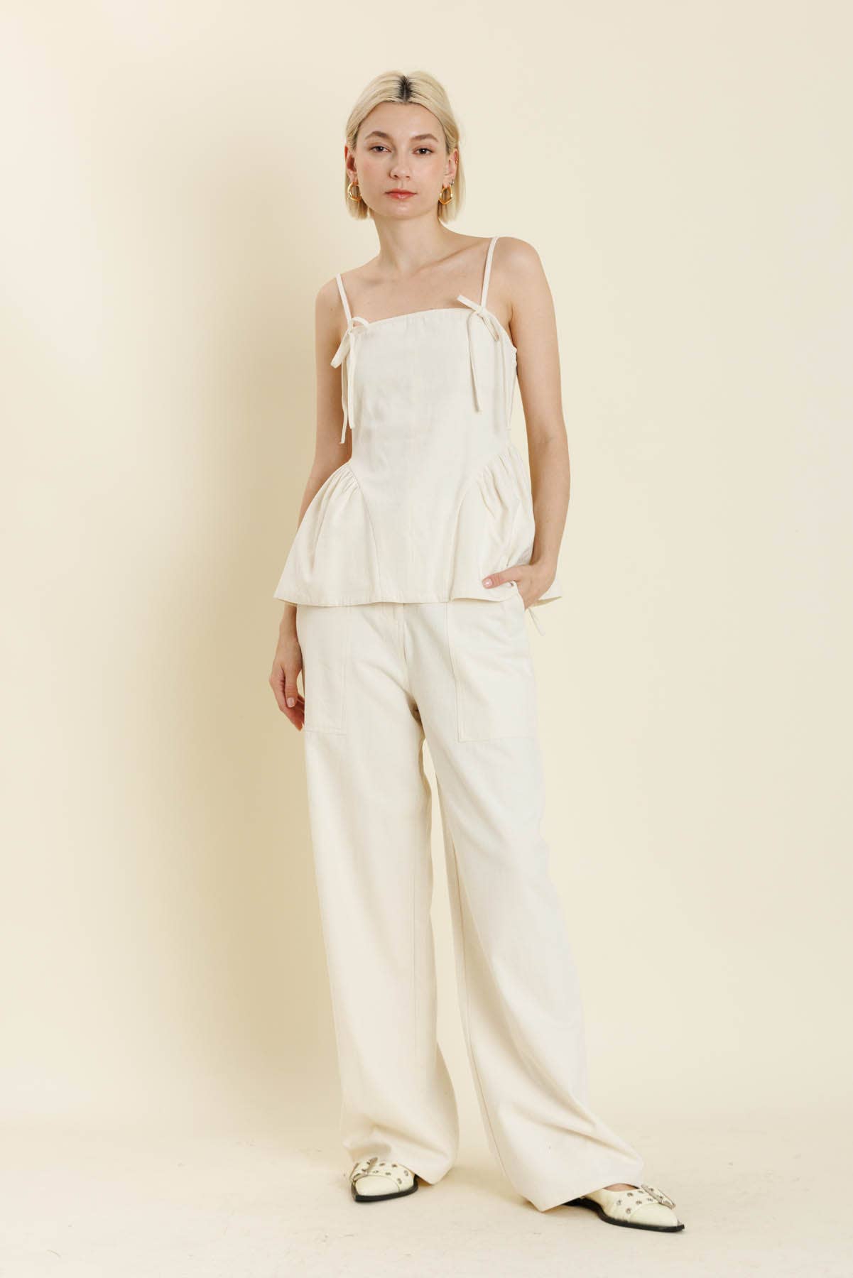 The Eve Bow Trim Top